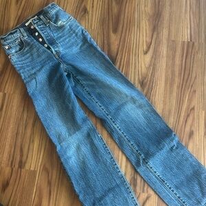 Levi Ribcage Full Length Jeans in Valley View